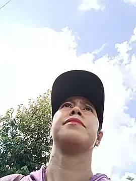 2HotAsain4u online show from 10/10/25, 02:54