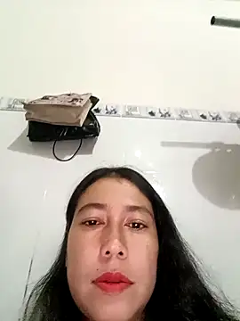 2HotAsain4u online show from 10/19/25, 09:37