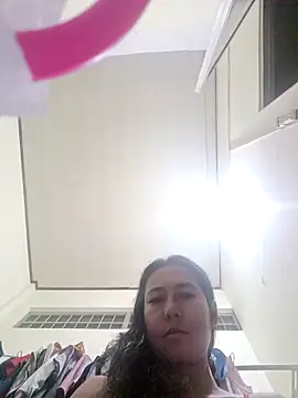 2HotAsain4u online show from 12/01/25, 10:04