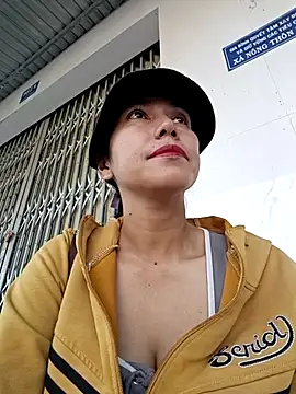 2HotAsain4u online show from 03/20/26, 12:48