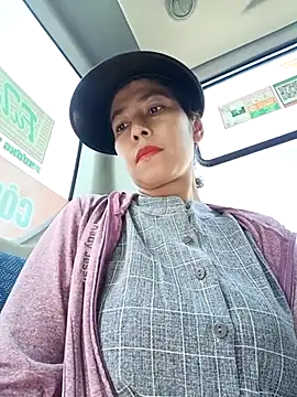 2HotAsain4u online show from 04/23/26, 01:18