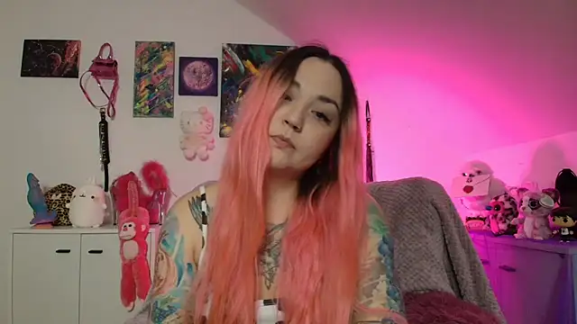 PinkHurricaneOfficial online show from 10/31/25, 09:38