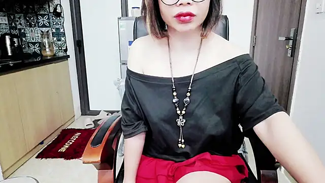 Miu-Le online show from 10/22/25, 03:45