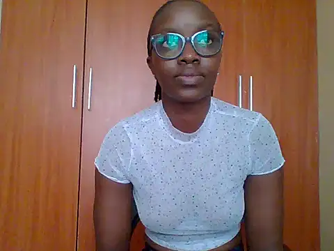 sexy darleen23 online show from 06/03/26, 07:11