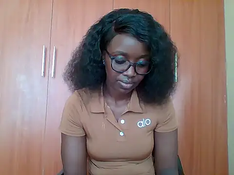 sexy darleen23 online show from 06/25/26, 09:03