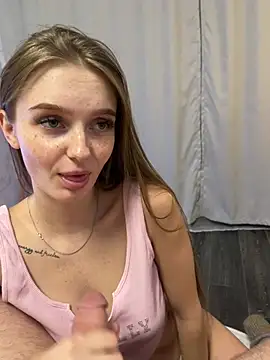 lovelly molly online show from 03/10/25, 10:02