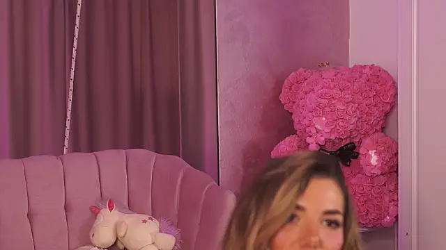 ClaraHazel online show from 04/16/26, 04:13