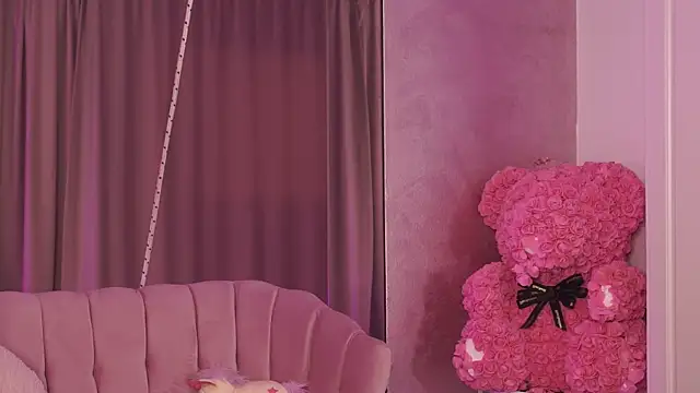 ClaraHazel online show from 04/20/26, 03:53