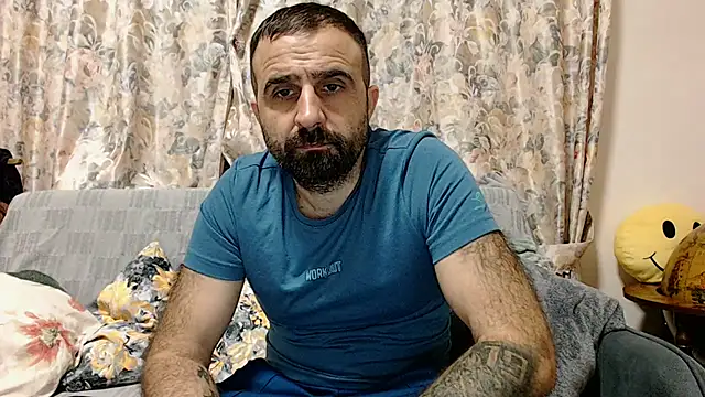 Snapshot of ivat80 chatting on 02/02/25, 03:49 ivat80 online show from 02/02/25, 03:49