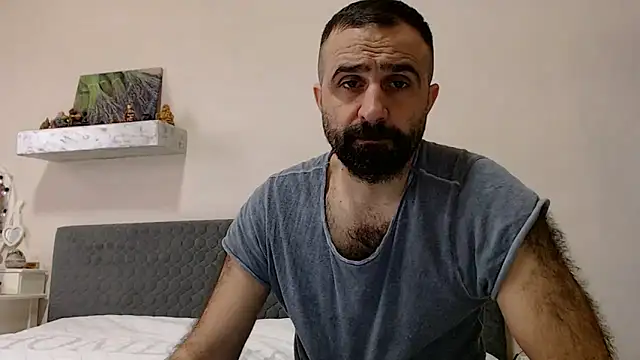 Snapshot of ivat80 chatting on 02/08/25, 09:24 ivat80 online show from 02/08/25, 09:24