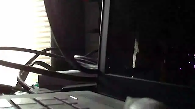 jessicalove99 online show from 04/13/26, 04:34