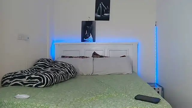 libra goddess online show from 04/10/26, 12:32