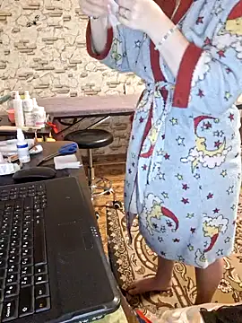  Kitti  online show from 03/10/25, 06:12