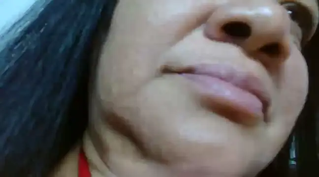 Snapshot of Shanttal0272 chatting on 01/25/25, 11:34 Shanttal0272 online show from 01/25/25, 11:34