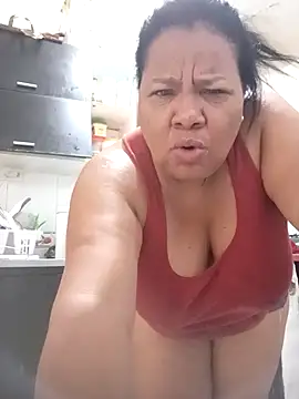 Snapshot of Shanttal0272 chatting on 09/24/25, 02:42 Shanttal0272 online show from 09/24/25, 02:42