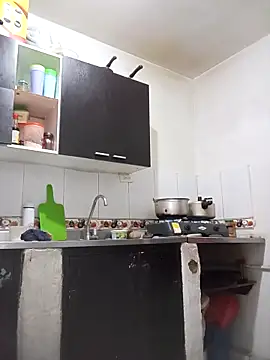 Snapshot of Shanttal0272 chatting on 09/28/25, 06:57 Shanttal0272 online show from 09/28/25, 06:57