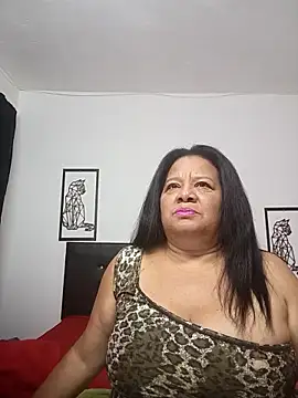 Snapshot of Shanttal0272 chatting on 10/02/25, 08:16 Shanttal0272 online show from 10/02/25, 08:16