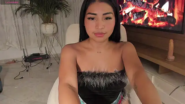 Pocahontascute 33 online show from 01/26/25, 02:45