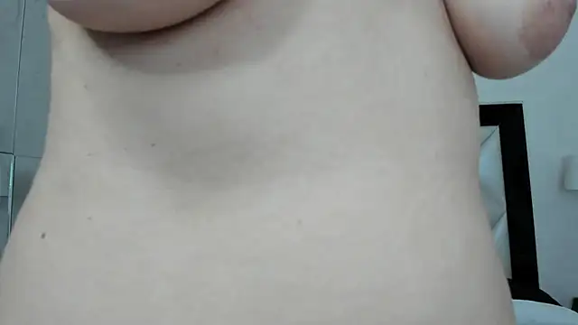  luna  sweet  online show from 03/07/25, 03:51