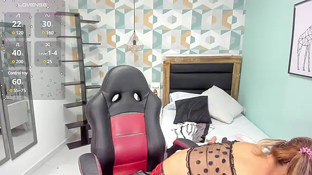 CATIAJONES online show from 02/13/25, 06:59