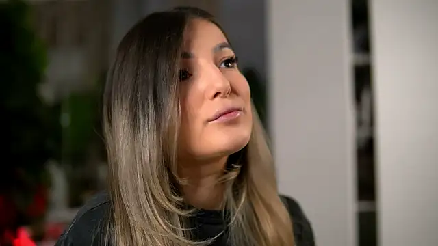 KellyMathews online show from 04/24/26, 02:25