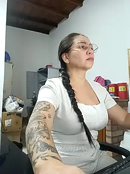 nurse desi sexlove online show from 04/27/26, 03:37