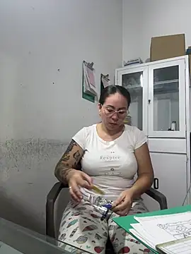 Snapshot of nurse_desi_sexlove chatting on 06/21/26, 02:36 nurse desi sexlove online show from 06/21/26, 02:36