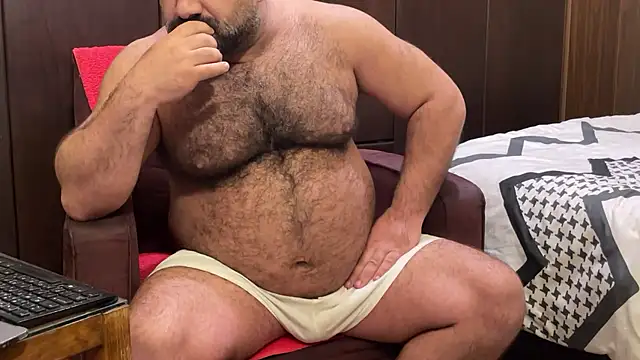 HAIRY ARAB SULTAN online show from 04/24/26, 07:27