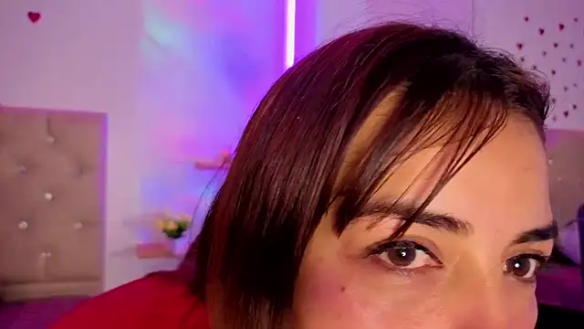 Snapshot of ameliefederline11 chatting on 05/02/26, 03:39 ameliefederline11 online show from 05/02/26, 03:39