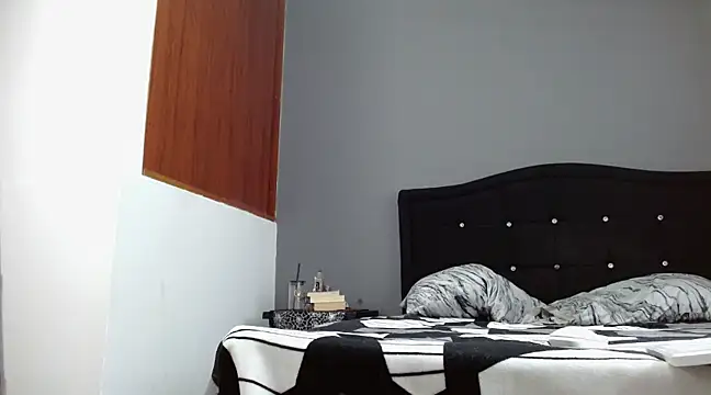 Emilia 1995 online show from 03/16/25, 09:26