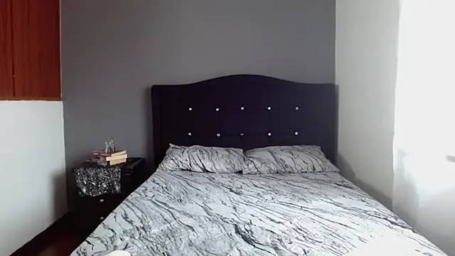 Emilia 1995 online show from 10/07/25, 06:38