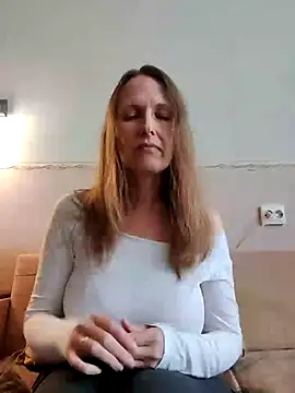 Evelina cute online show from 02/27/25, 10:59