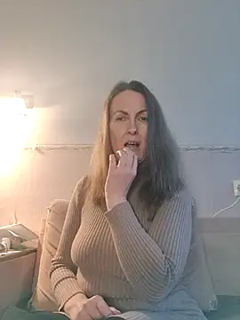 Evelina cute online show from 12/02/25, 12:43