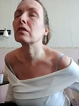 Evelina cute online show from 02/21/26, 08:48