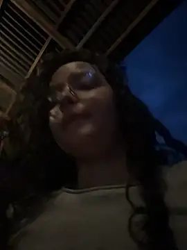 Snapshot of Antoniart_ chatting on 11/04/25, 10:53 Antoniart online show from 11/04/25, 10:53