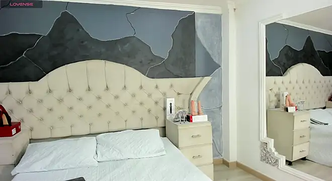 AmberGreyy  online show from 09/29/25, 05:18