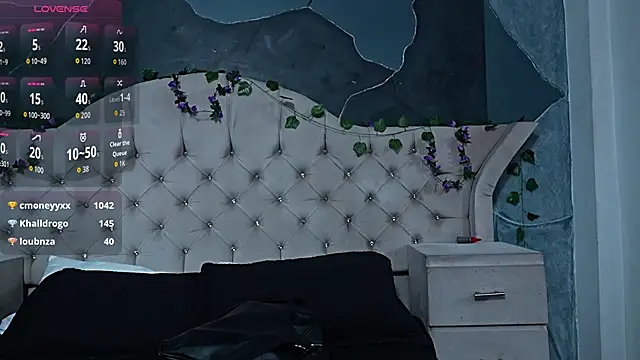 AmberGreyy  online show from 04/09/26, 05:07