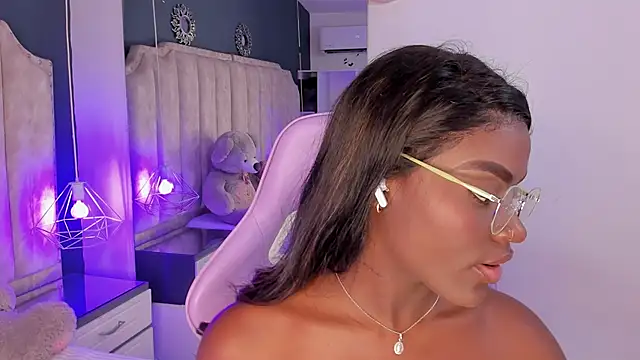 Snapshot of IsabellaBromsS chatting on 01/16/25, 11:59 IsabellaBromsS online show from 01/16/25, 11:59