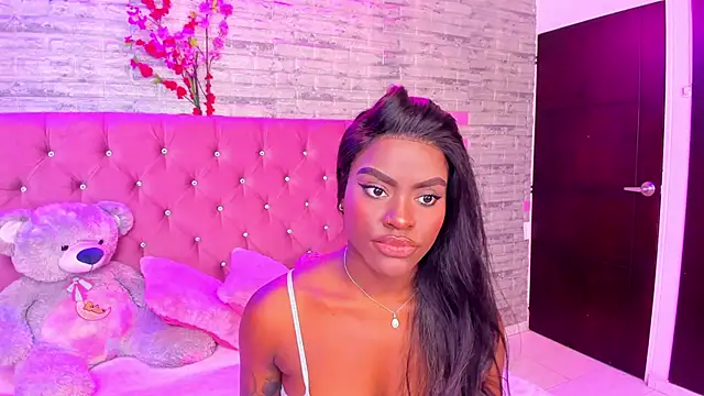 Snapshot of IsabellaBromsS chatting on 02/07/25, 09:15 IsabellaBromsS online show from 02/07/25, 09:15