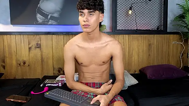 andrewortix online show from 03/07/26, 04:20