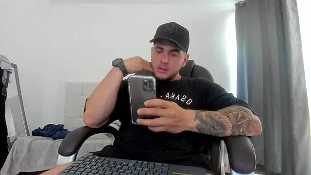 Teilor Creed online show from 10/21/25, 07:03