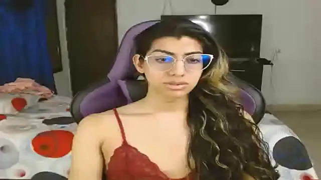 engielphoenis14 online show from 03/17/25, 11:54