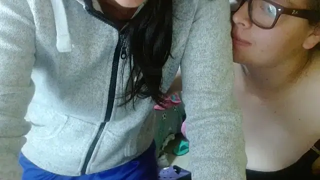 clayre and jill online show from 10/06/25, 04:43