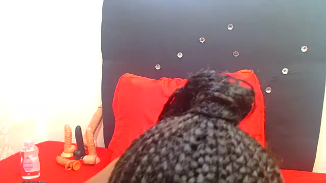 VANESAAMBER23 online show from 03/07/25, 03:40