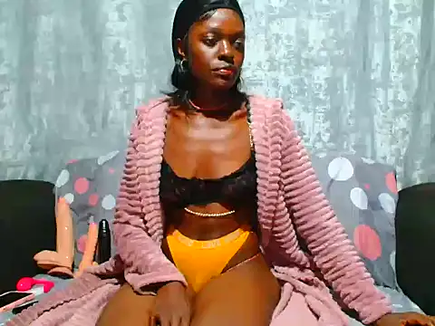 VANESAAMBER23 online show from 04/25/26, 06:27