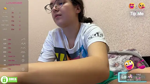 Snapshot of the_princese chatting on 02/03/25, 12:04 the princese online show from 02/03/25, 12:04