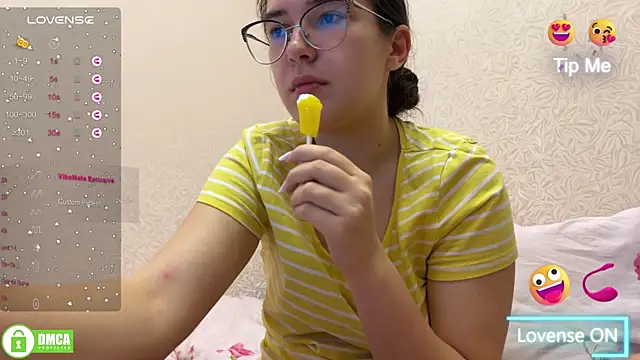 Snapshot of the_princese chatting on 02/08/25, 06:55 the princese online show from 02/08/25, 06:55