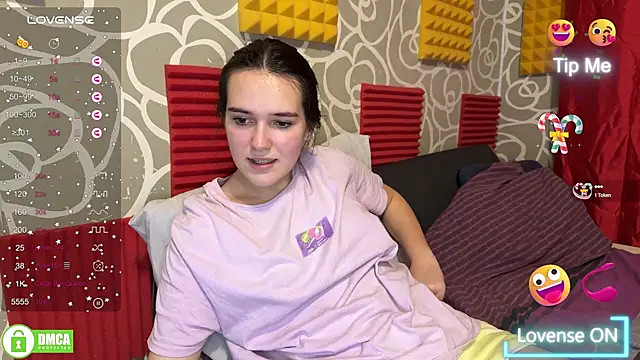 Snapshot of the_princese chatting on 02/16/25, 09:05 the princese online show from 02/16/25, 09:05