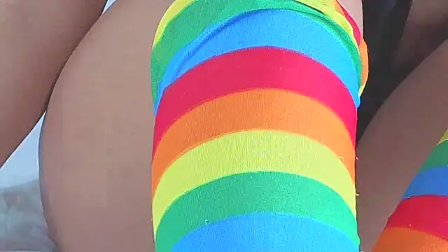 Snapshot of sorafire chatting on 03/06/25, 12:43 sorafire online show from 03/06/25, 12:43