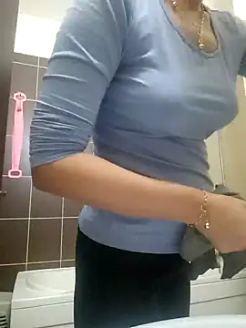 Evadesirex46 online show from 12/07/24, 03:41